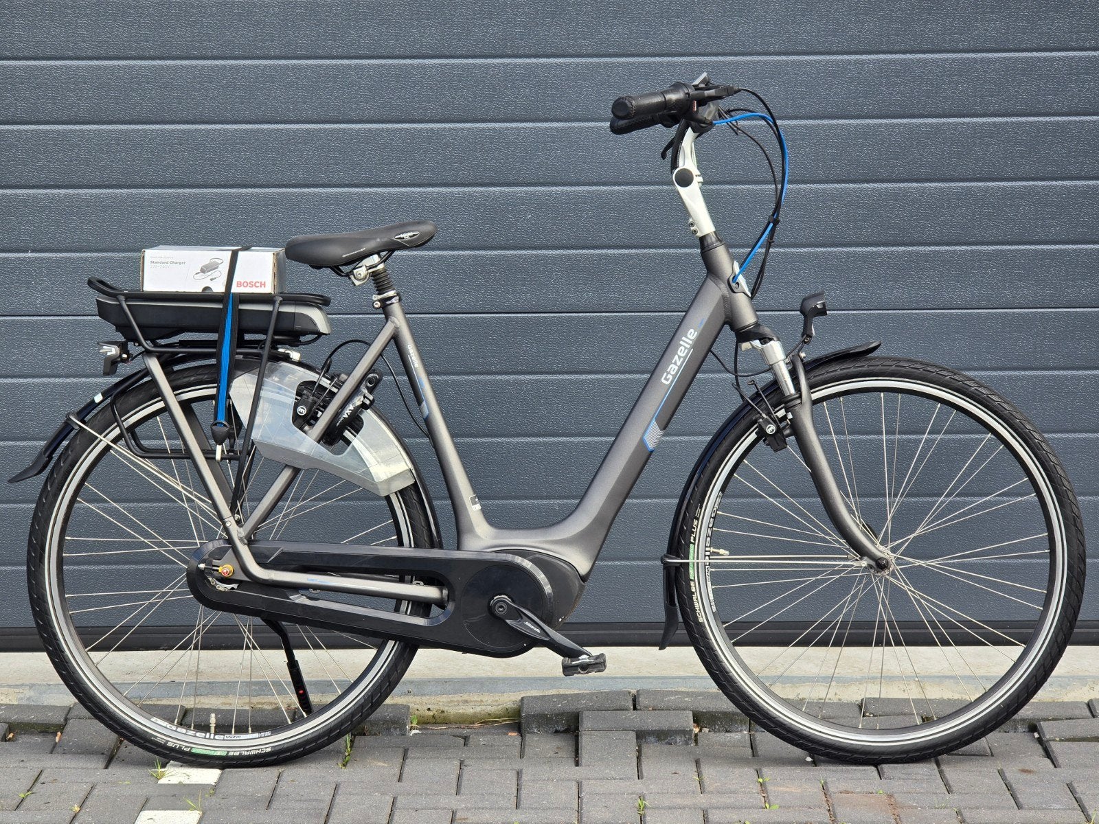 Slechts 1950 km - Gazelle Luzern Bosch Elektrische fiets, Fietsen en Brommers, Ophalen, Versnellingen, 56 cm of meer, Zo goed als nieuw