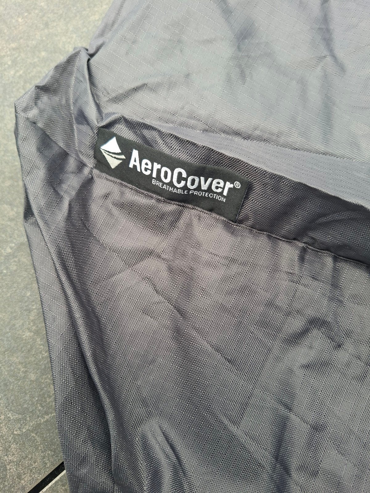 TE KOOP: AEROCOVER TUINSETHOES 130 x 130 x 85 CM ( NIEUW), Ophalen, Nieuw