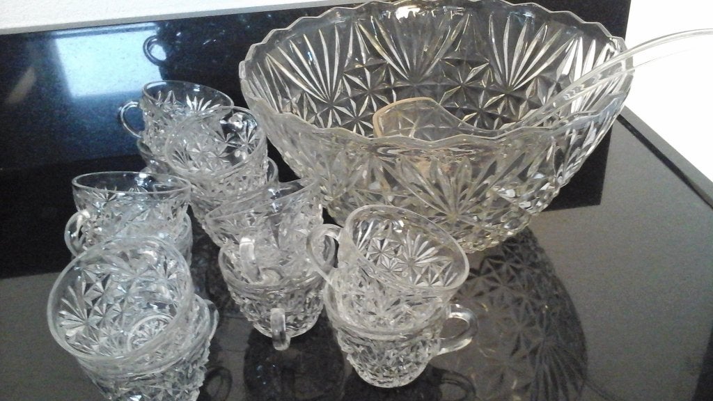 Mooie bowl set met 12 glaasjes, Ophalen of Verzenden