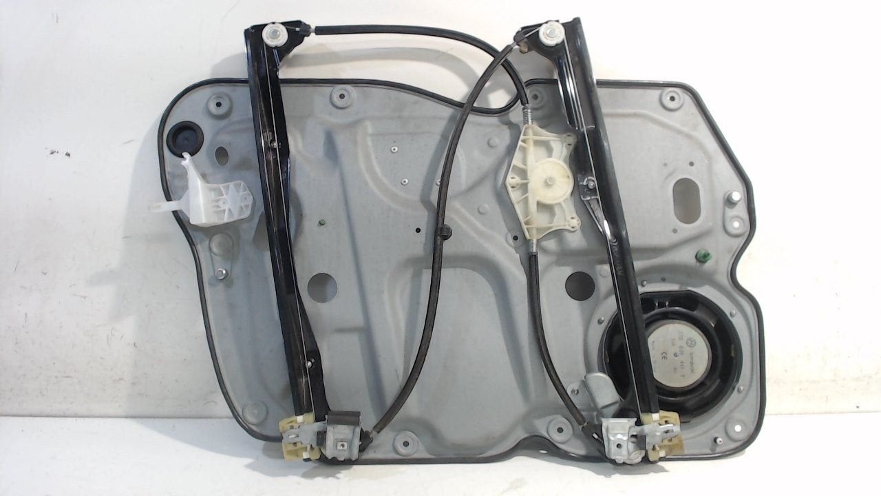 Raammechaniek elektrisch rechts voor Volkswagen Touran, Onderdelen@venauto.nl, Van der Ven Autorecycling B.V., Gebruikt, Ettenseweg 76, 4706 PB Roosendaal, The Netherlands