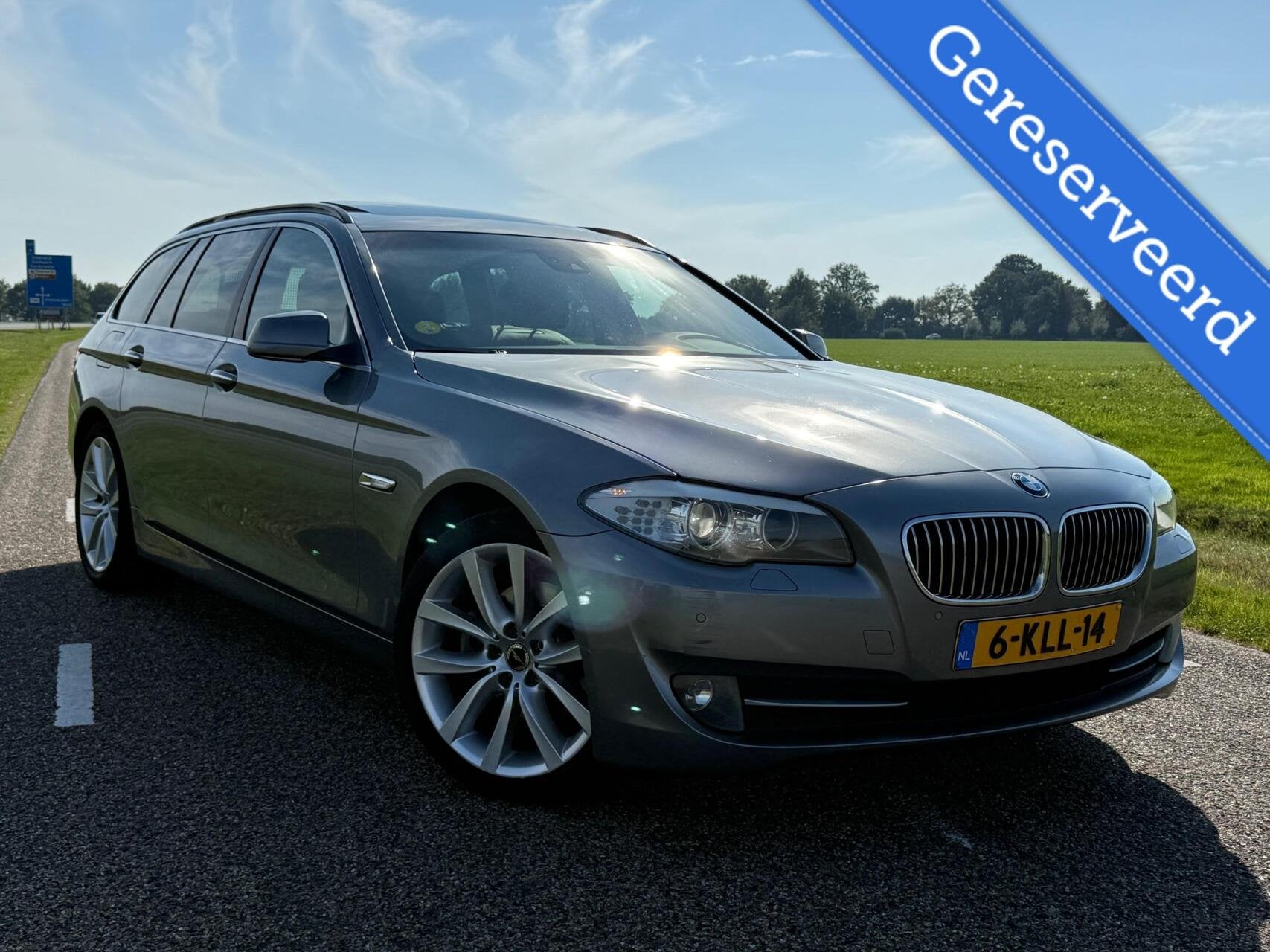 BMW 5-serie Touring 523i Aut High Executive | GERESERVEERD, Euro 5, Achterwielaandrijving, Gebruikt, Zwart