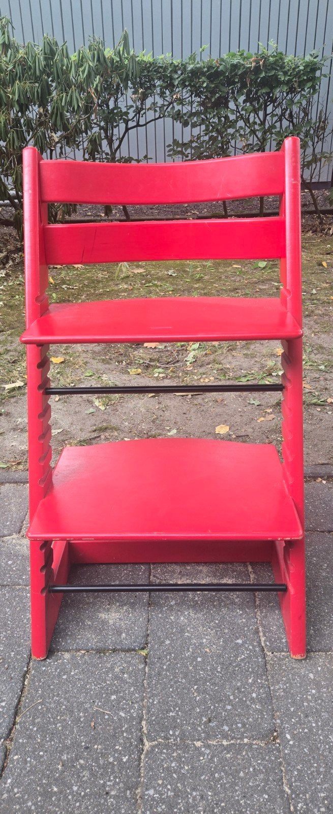 Stokke Tripp Trapp kinderstoel - Rood, Kinderen en Baby's, Kinderstoelen, Ophalen, Gebruikt, Meegroeistoel, Aanschuifbaar