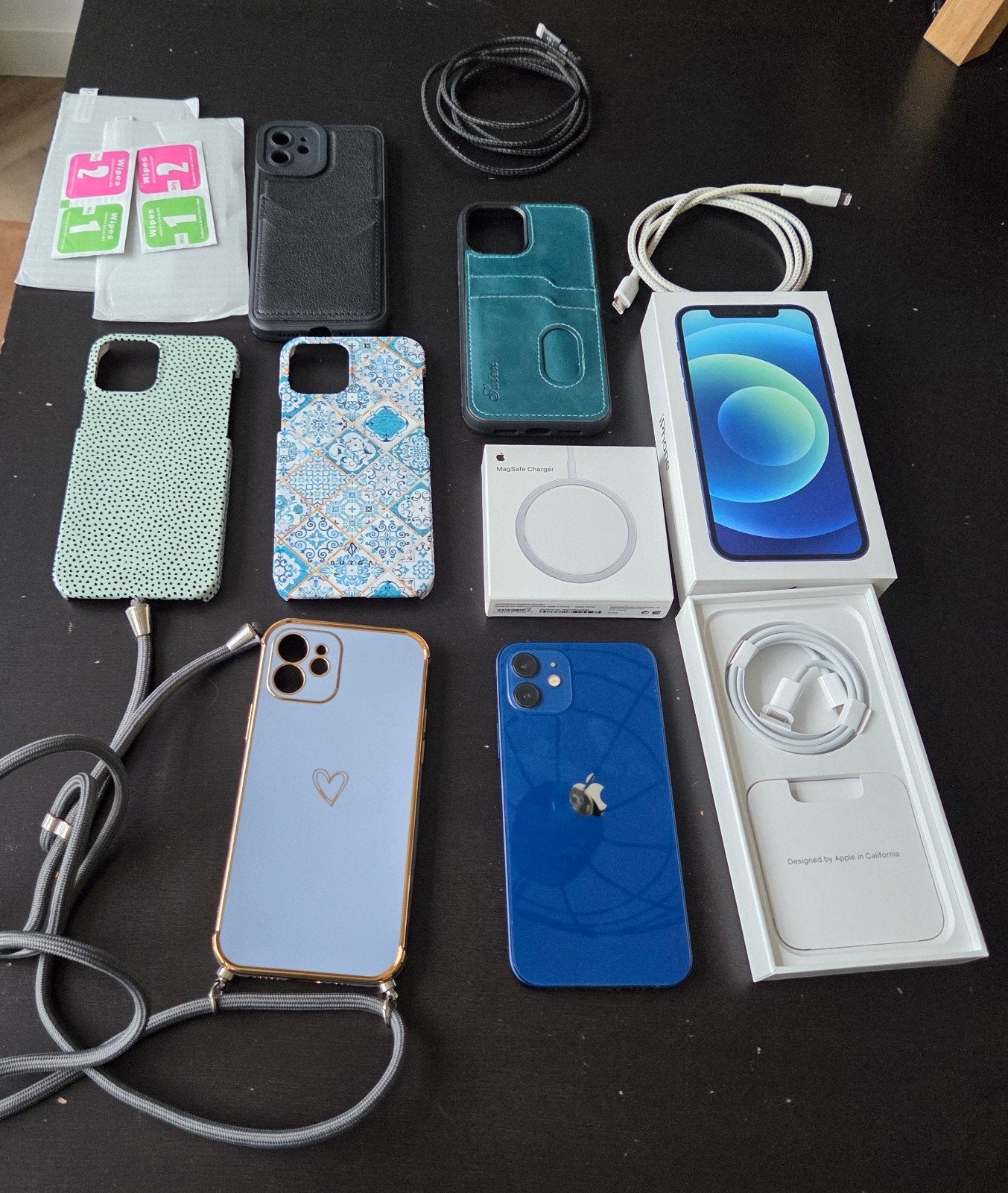 iPhone 12 Blauw 128GB met accessoires en MagSafe, 128 GB, Blauw, 78 %, Ophalen of Verzenden