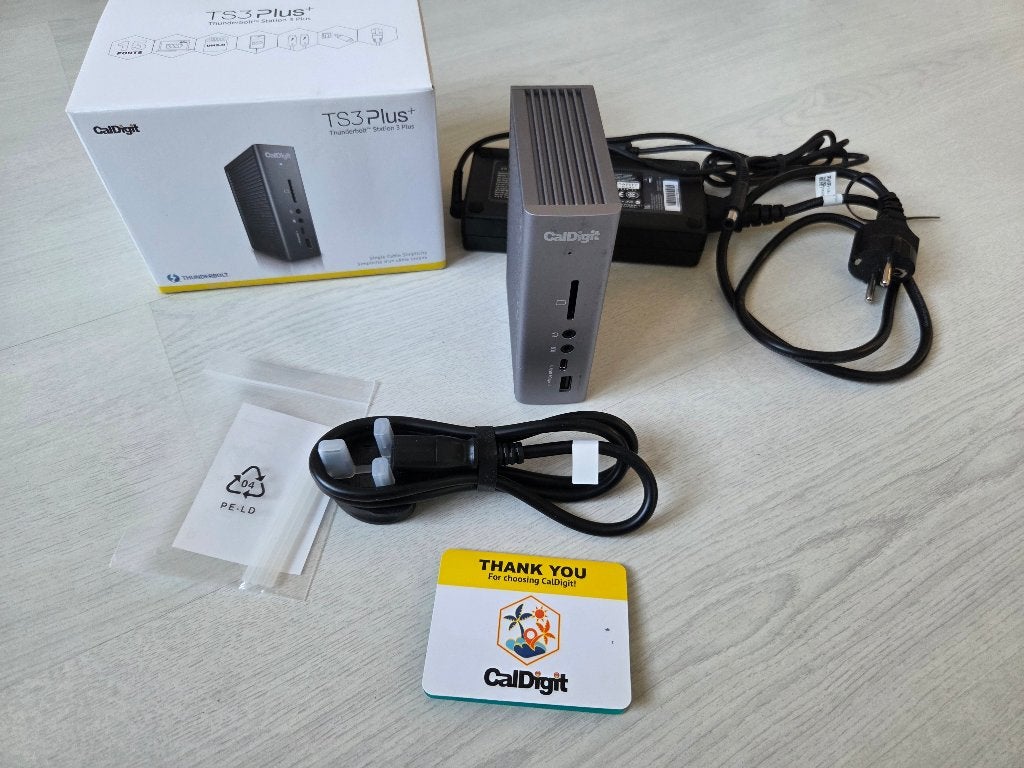 Caldigit TS3 plus - Zilver/Grijs, Computers en Software, CalDigit, Docking station, Gebruikt, Verzenden