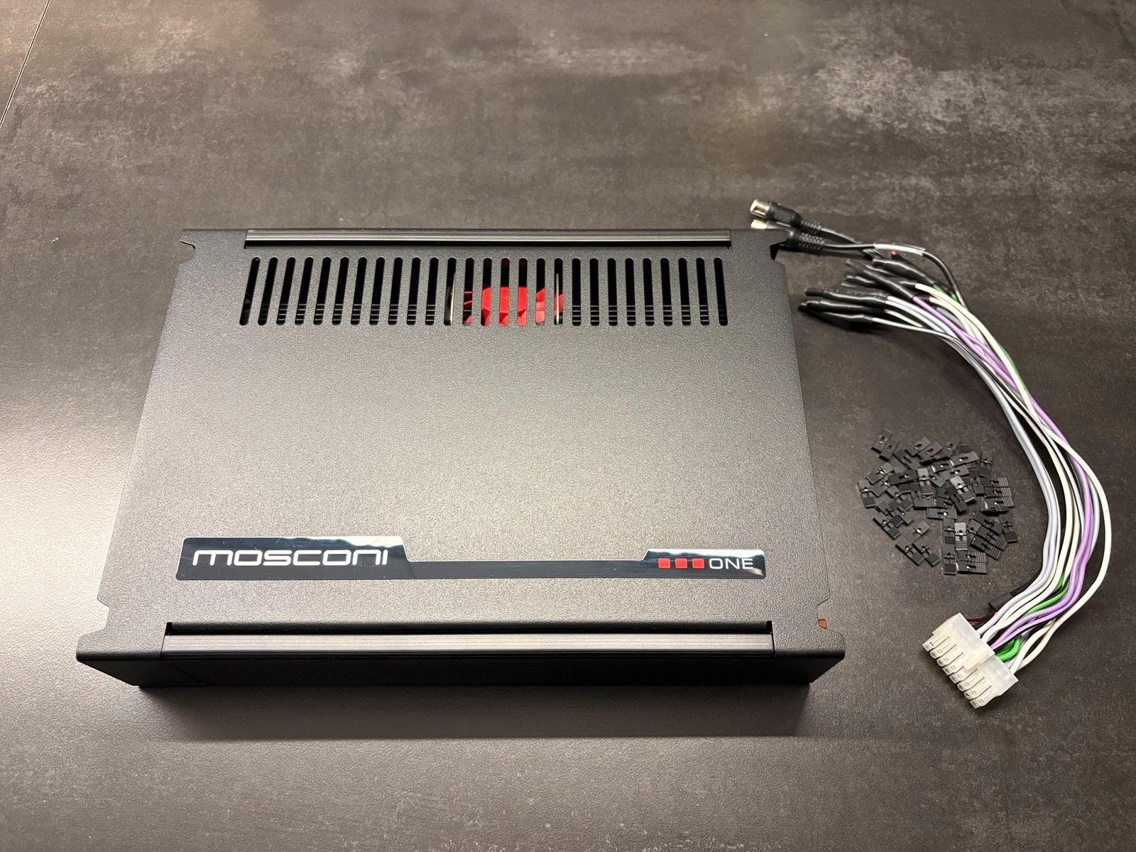 Mosconi One 6/10 DSP 6-Kanaals Versterker, Auto diversen, Ophalen of Verzenden