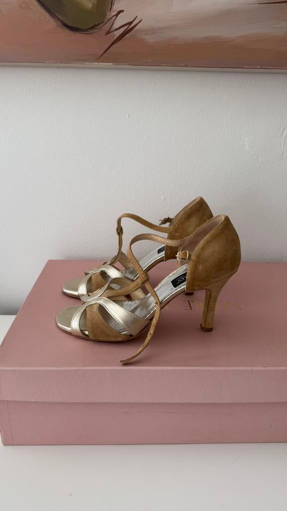 Latin dansschoenen, Beige, Dansschoenen, Ophalen of Verzenden, Zo goed als nieuw