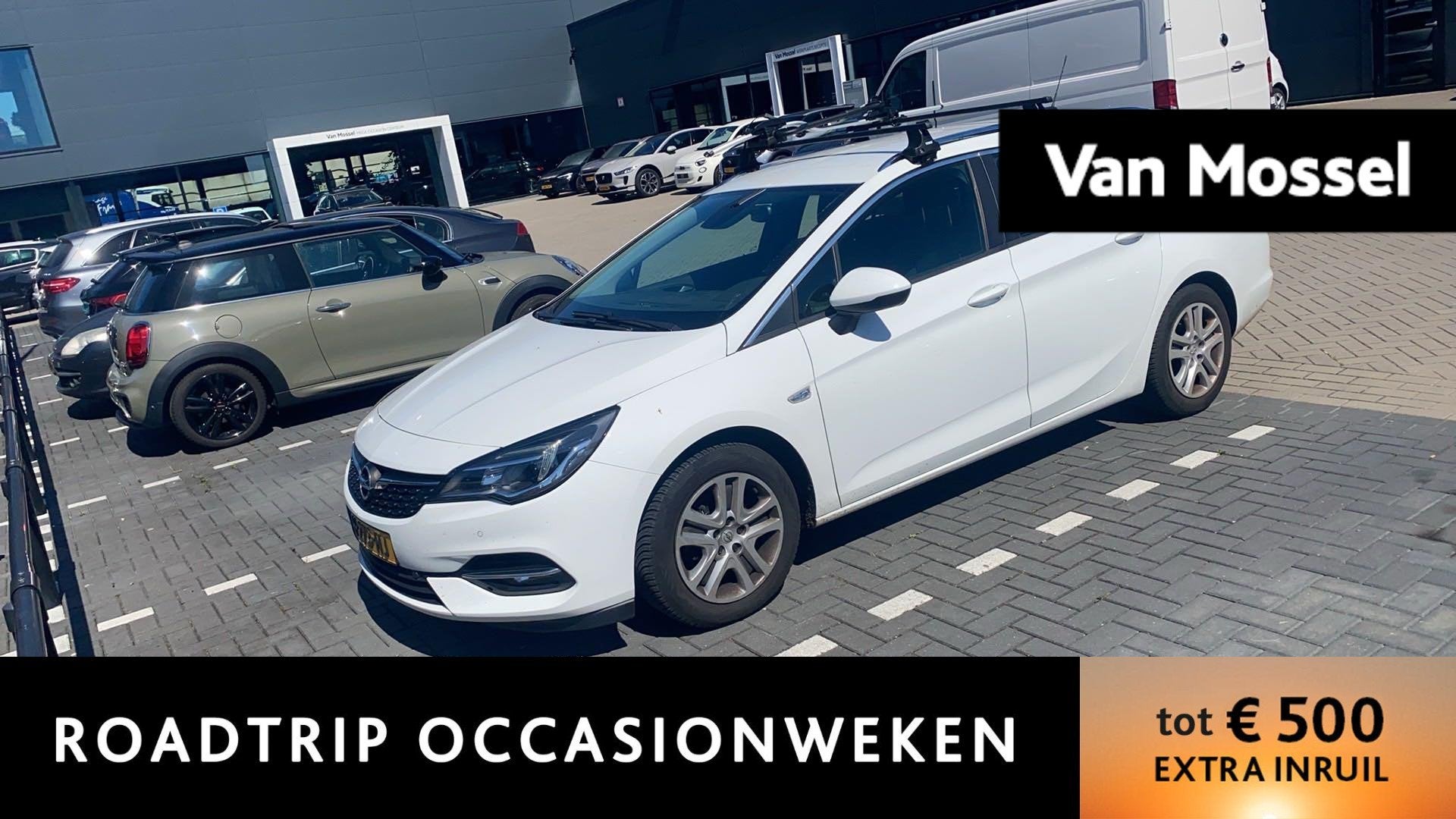 Opel Astra Sports Tourer 1.2 Launch Edition