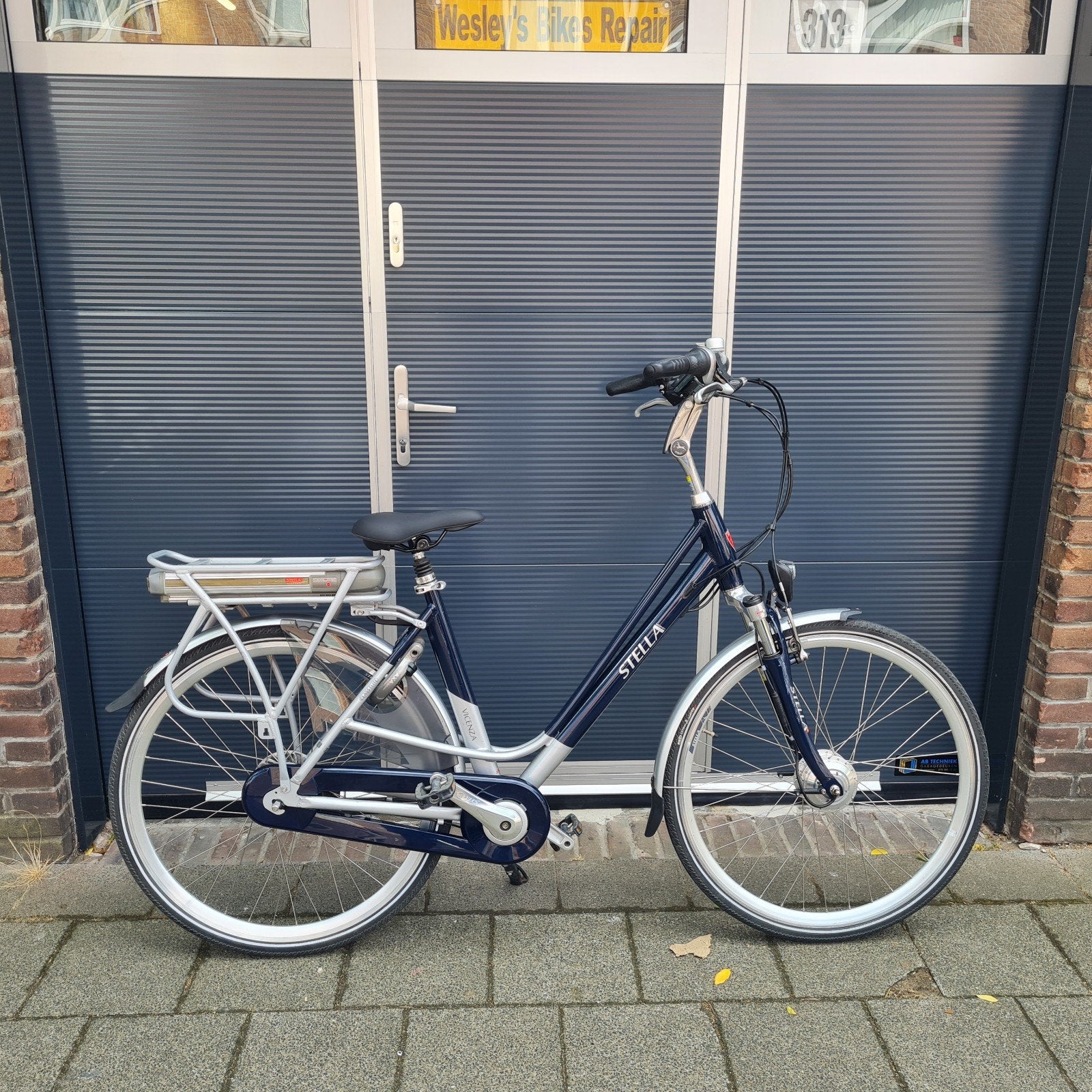 Mooie Stella Vicenza 52cm/9versn/vering/Voor motor/3474km, Zo goed als nieuw, Info@wesleysbikesrepair.nl, Ophalen, Overige merken