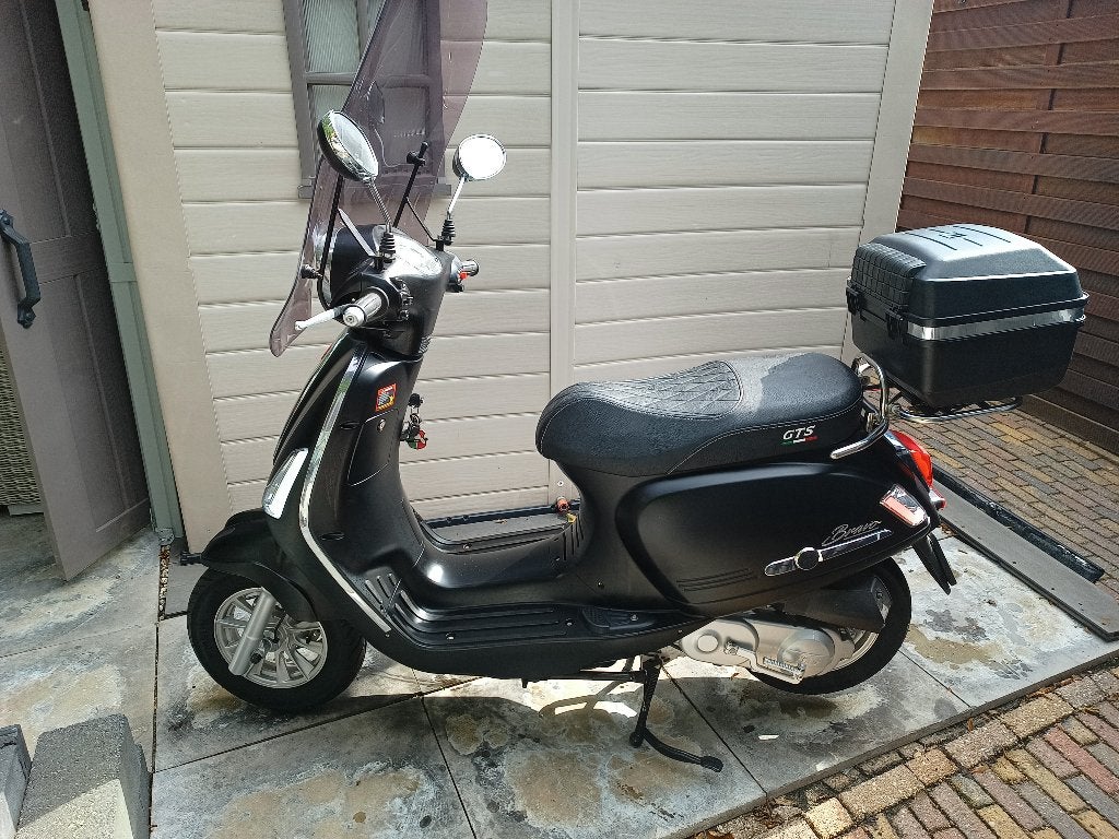 GTS Toscana met zeer weinig km., Zo goed als nieuw, Benzine, Ophalen, Overige merken