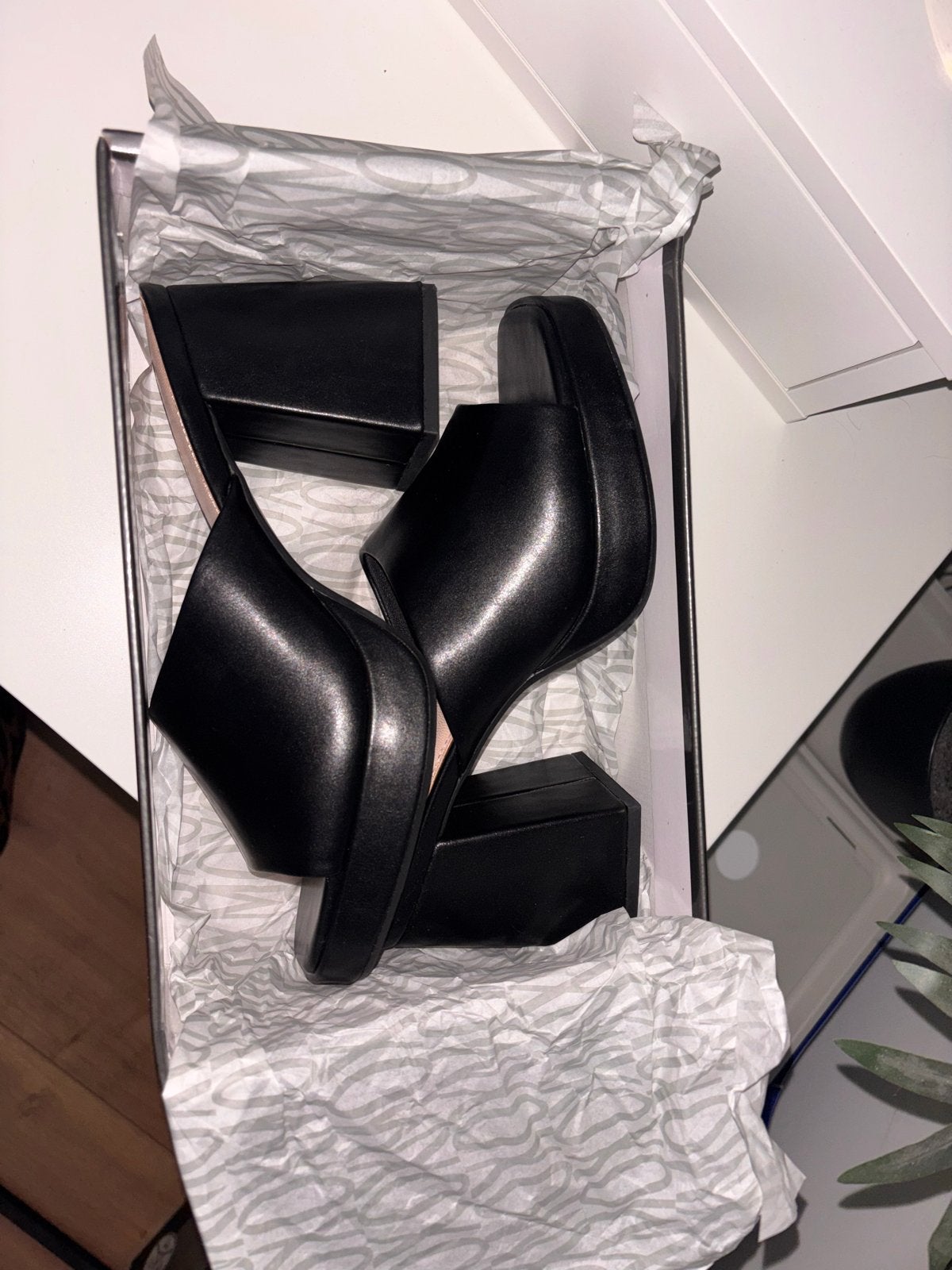 Zwarte OXMOX muiltjes met blokhak - Maat 40, Ophalen, Nieuw, Zwart, Sandalen of Muiltjes