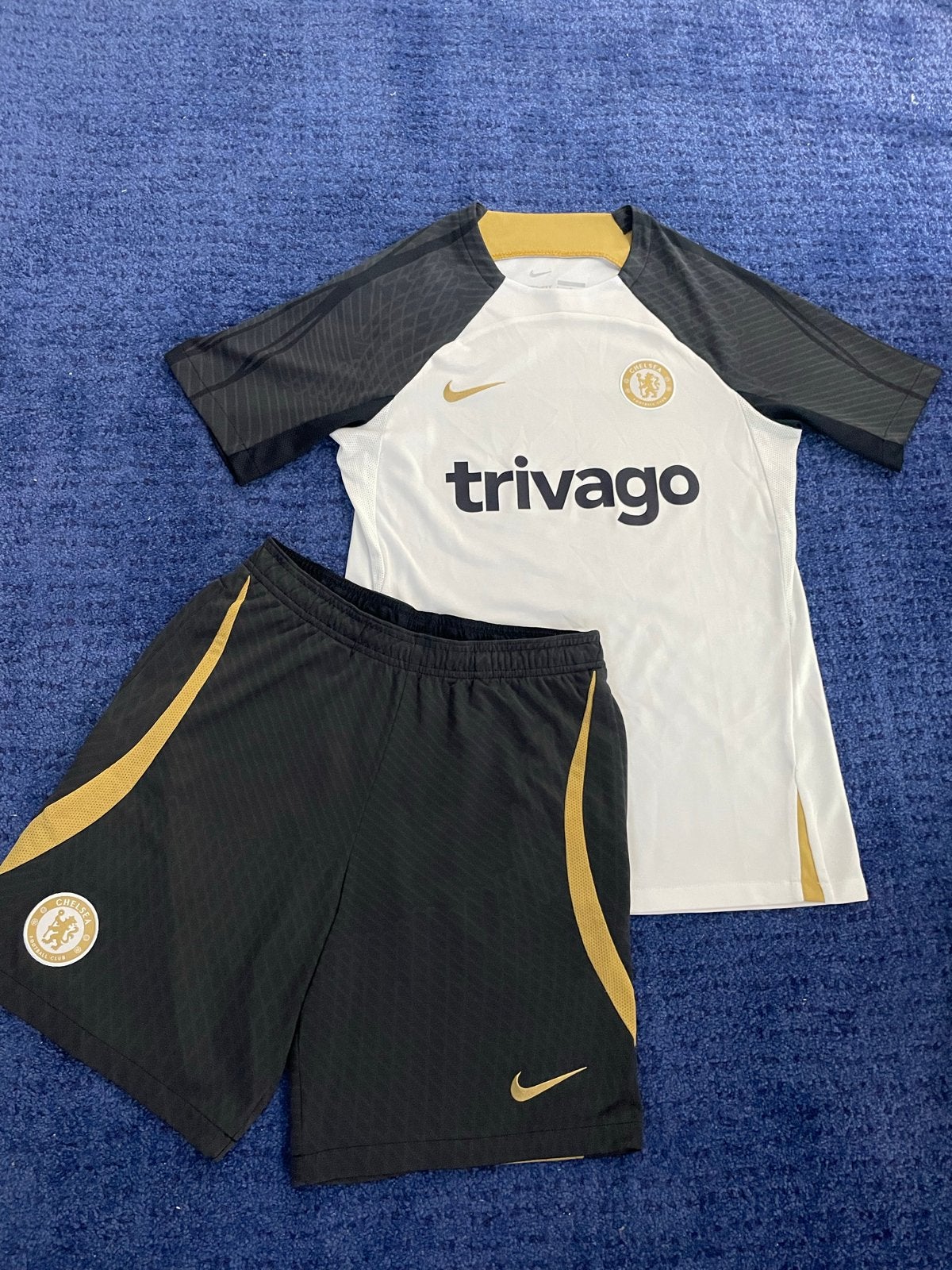 Chelsea FC Trainingsset - Shirt en Broekje (Maat S), Maat S, Ophalen of Verzenden, Zo goed als nieuw, Set