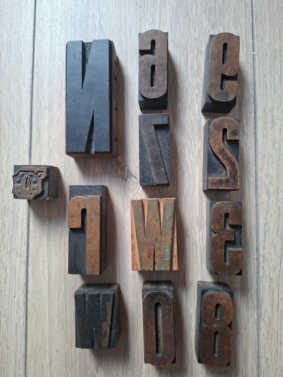 Vintage houten drukletters - Set van 11, Ophalen of Verzenden, Gebruikt