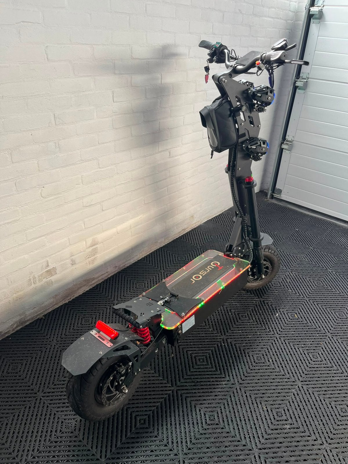 Elektrische step, Fietsen en Brommers, Steps, Zo goed als nieuw, Elektrische step (E-scooter), Ophalen
