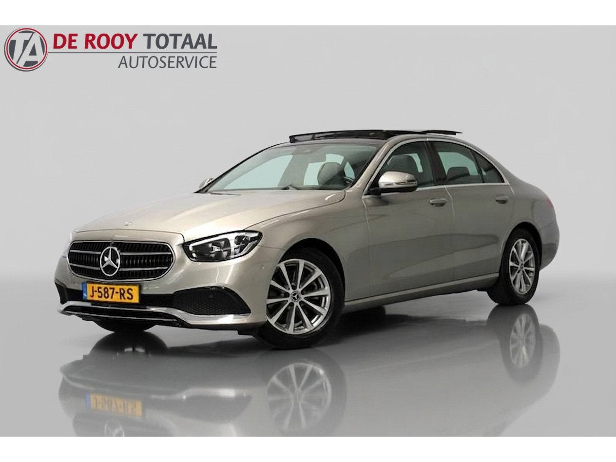 Mercedes-Benz E-Klasse 200 Business Solution Avantgarde 198P, Automaat, Gebruikt, Leder en Stof, Origineel Nederlands