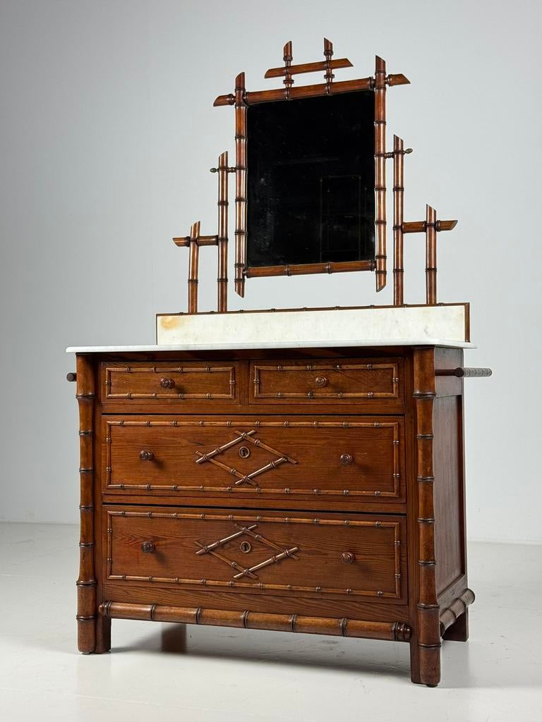 Faux Bamboo commode met spiegel, Ophalen, 50 tot 100 cm, Zo goed als nieuw, 3 of 4 laden
