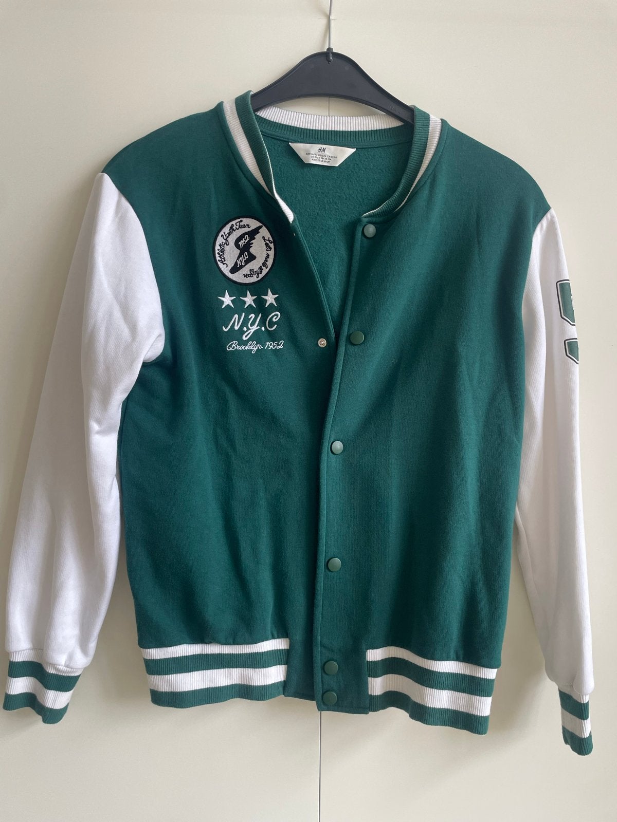 H&M Baseball vest/jas Groen/Wit Maat 146/152, Ophalen of Verzenden, Gebruikt, Jongen of Meisje, Jas