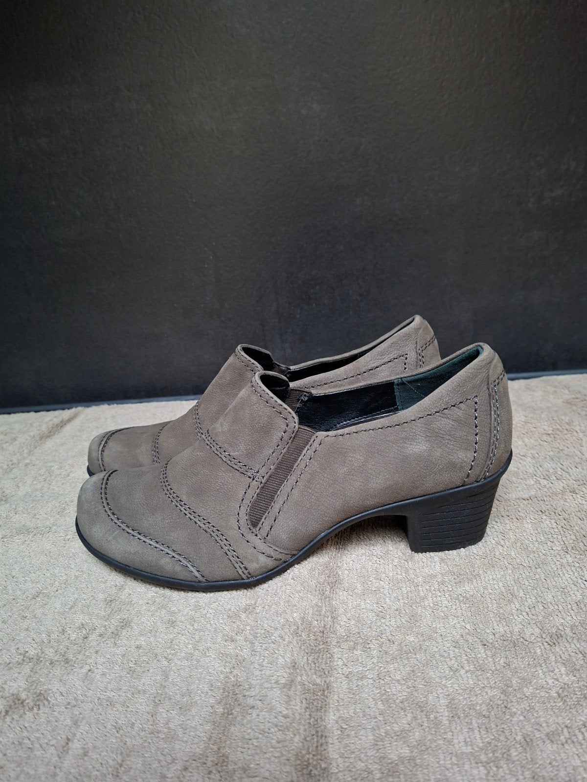 Pumps taupe maat 40, Ophalen, Medicus, Bruin, Zo goed als nieuw