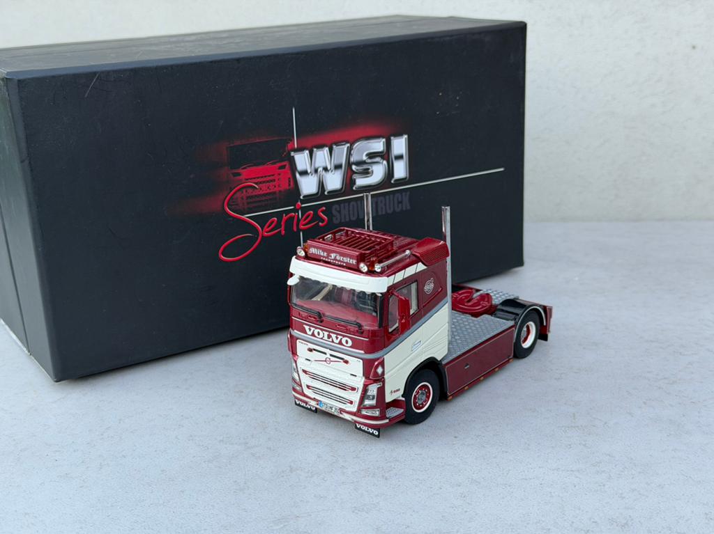 1/50 Wsi Volvo Schow  truck va-1, Ophalen of Verzenden, Zo goed als nieuw, Bus of Vrachtwagen, Wsi