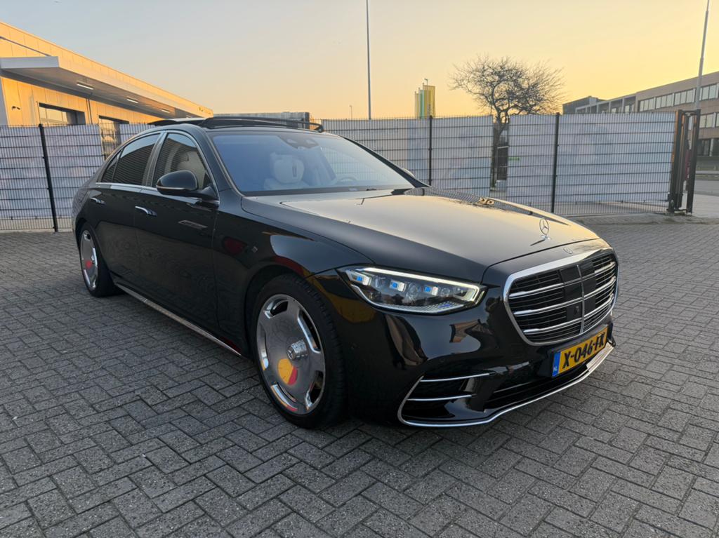Mercedes-Benz S-Klasse 580 e 510pk 9G-TRONIC LWB 2022 Zwart, Auto's, Automaat, Achterwielaandrijving, 367 pk, Zwart