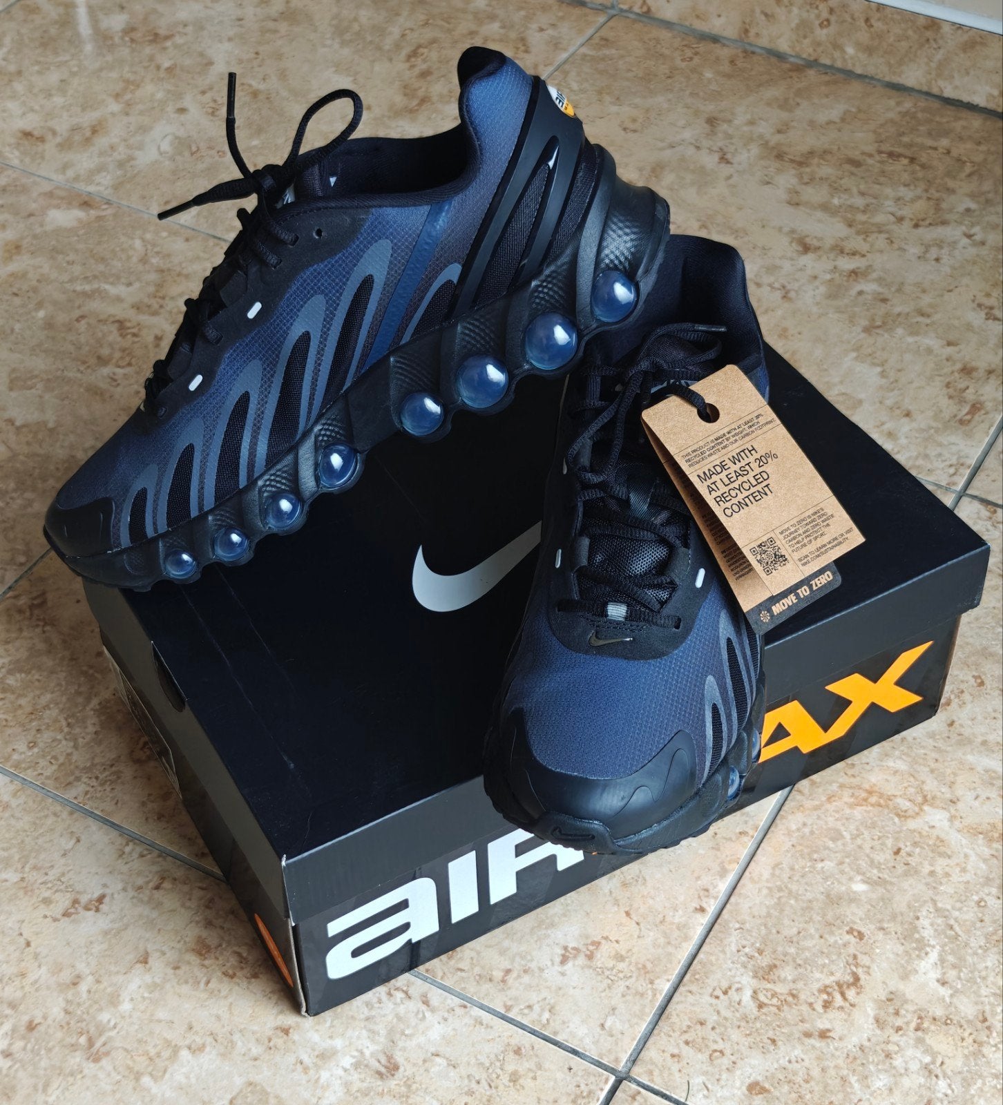 Nike Air Max DNB Sneakers Zwart/Blauw - Maat 46, Kleding | Heren, Schoenen, Blauw, Nike, Nieuw, Ophalen of Verzenden