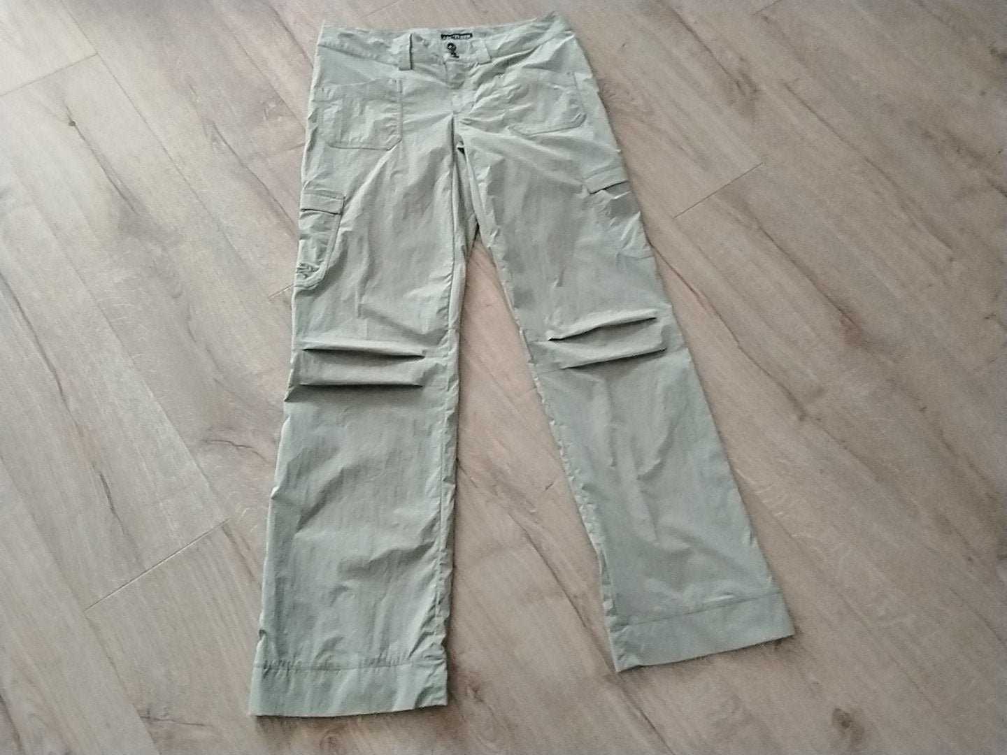 Dames outdoor broek  maat 38  beige groen licht bewicht, Maat 38/40 (M), Beige, Ophalen of Verzenden, Zo goed als nieuw