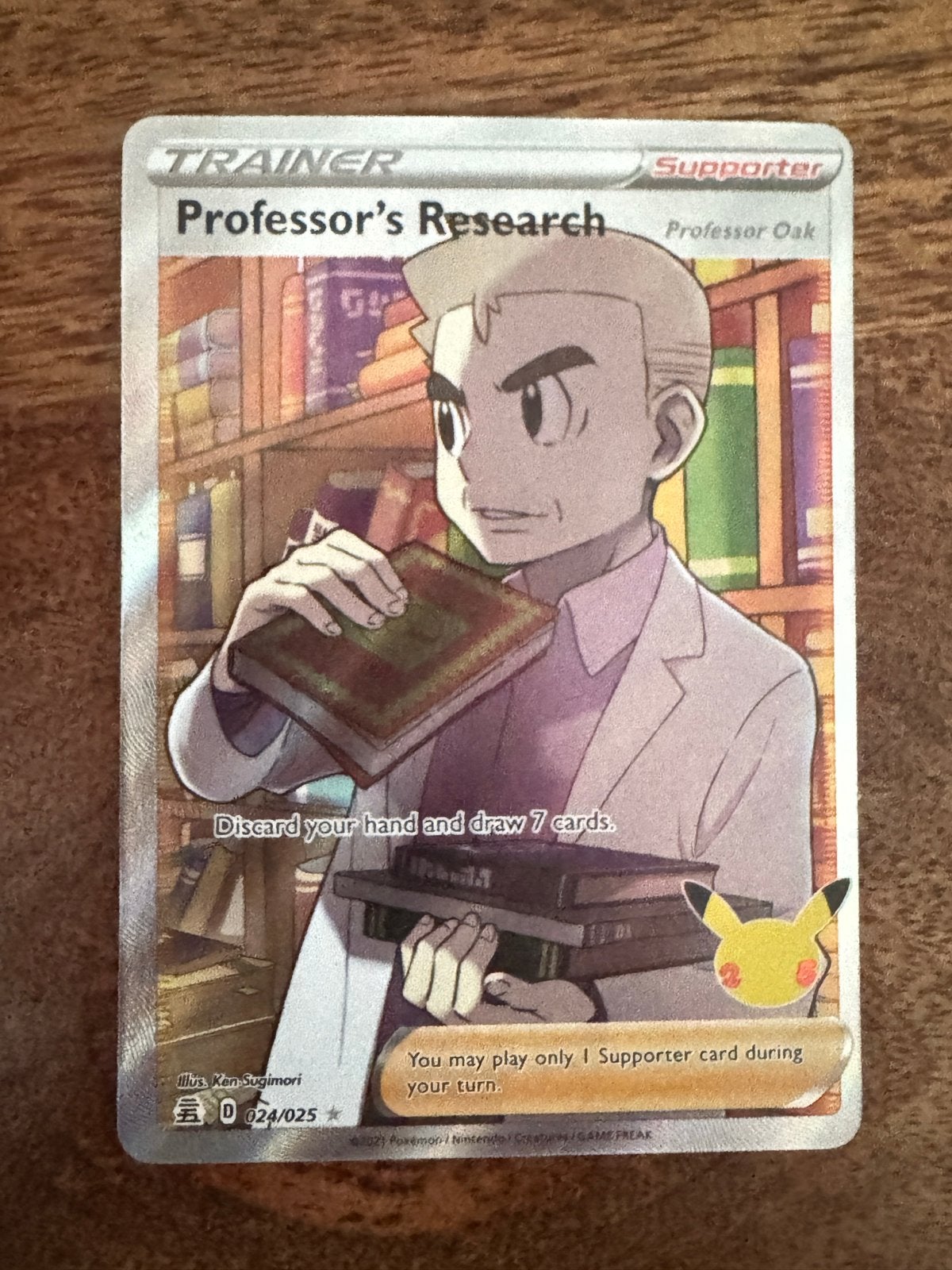 Pokemon Professor's Research Professor Oak Celebrations, Ophalen of Verzenden, Zo goed als nieuw, Losse kaart