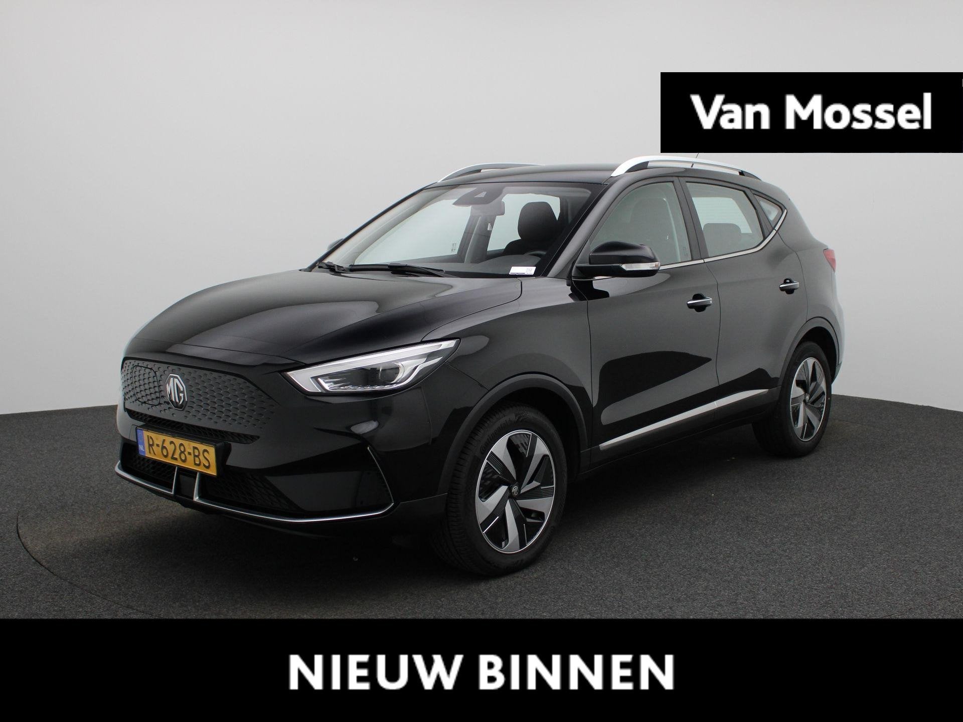 MG ZS EV Standard Range Comfort 50 kWh, Auto's, 12 maanden, Stof, ZS, Zwart