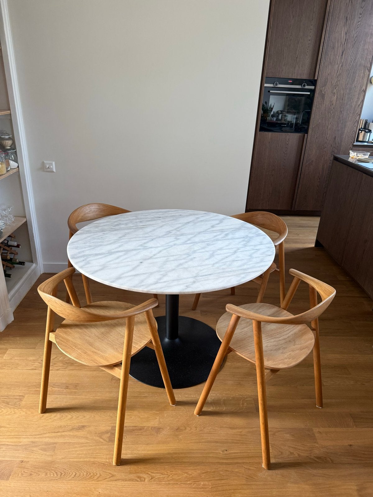 Ronde eettafel met natuurstenen blad - 110 cm