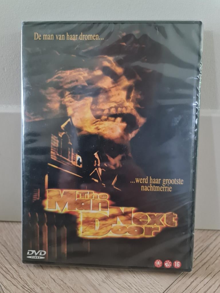 The Man Next Door DVD - Nieuw in verpakking, Vanaf 16 jaar, Ophalen of Verzenden, Nieuw in verpakking, Actiethriller