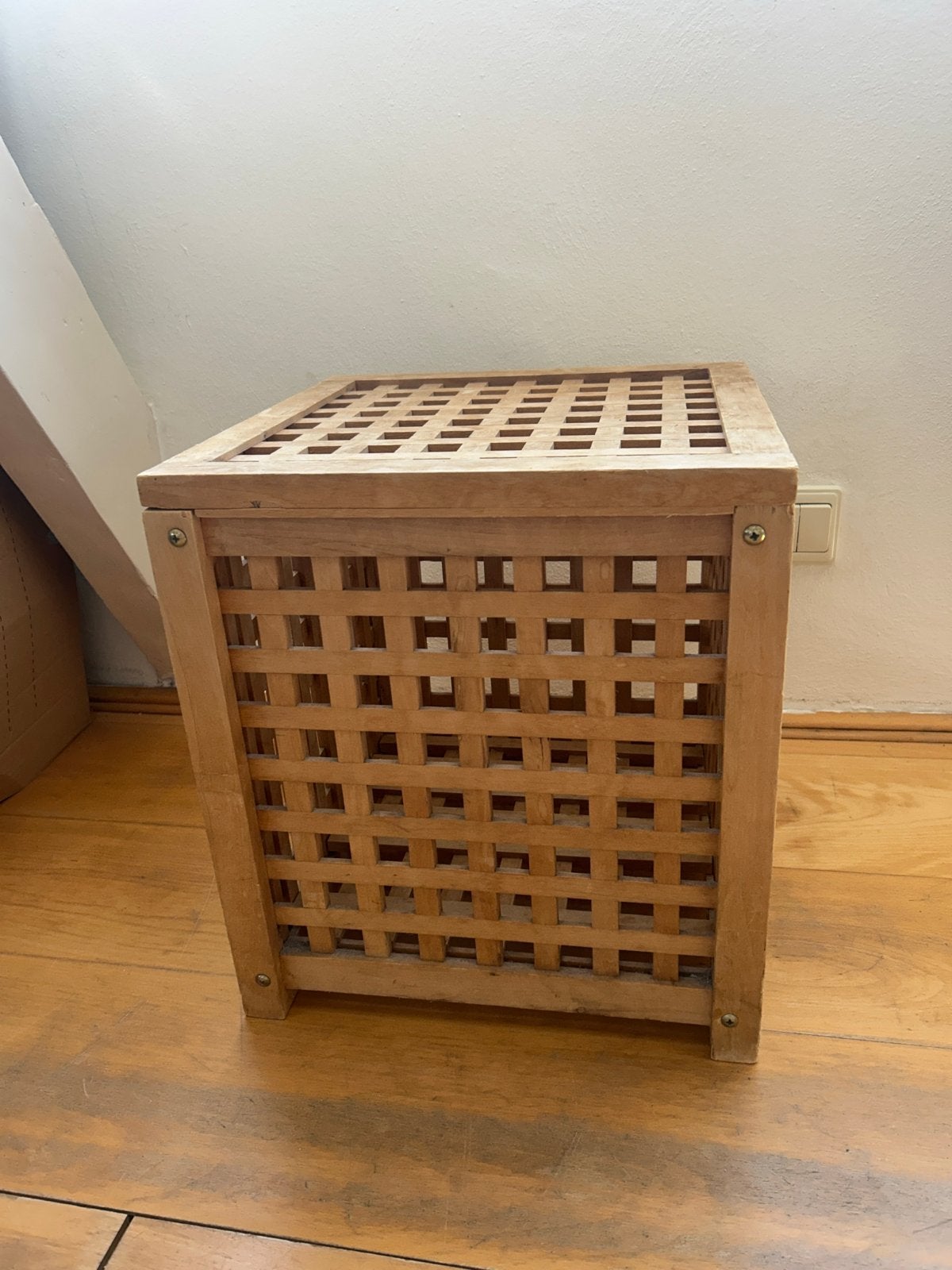 Houten bijzettafel met deksel, Ophalen, Minder dan 45 cm, Minder dan 55 cm, Gebruikt