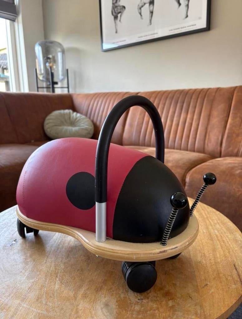 Wheely Bug loopwagen lieveheersbeestje, Ophalen, Zo goed als nieuw, Auto, Met wieltjes