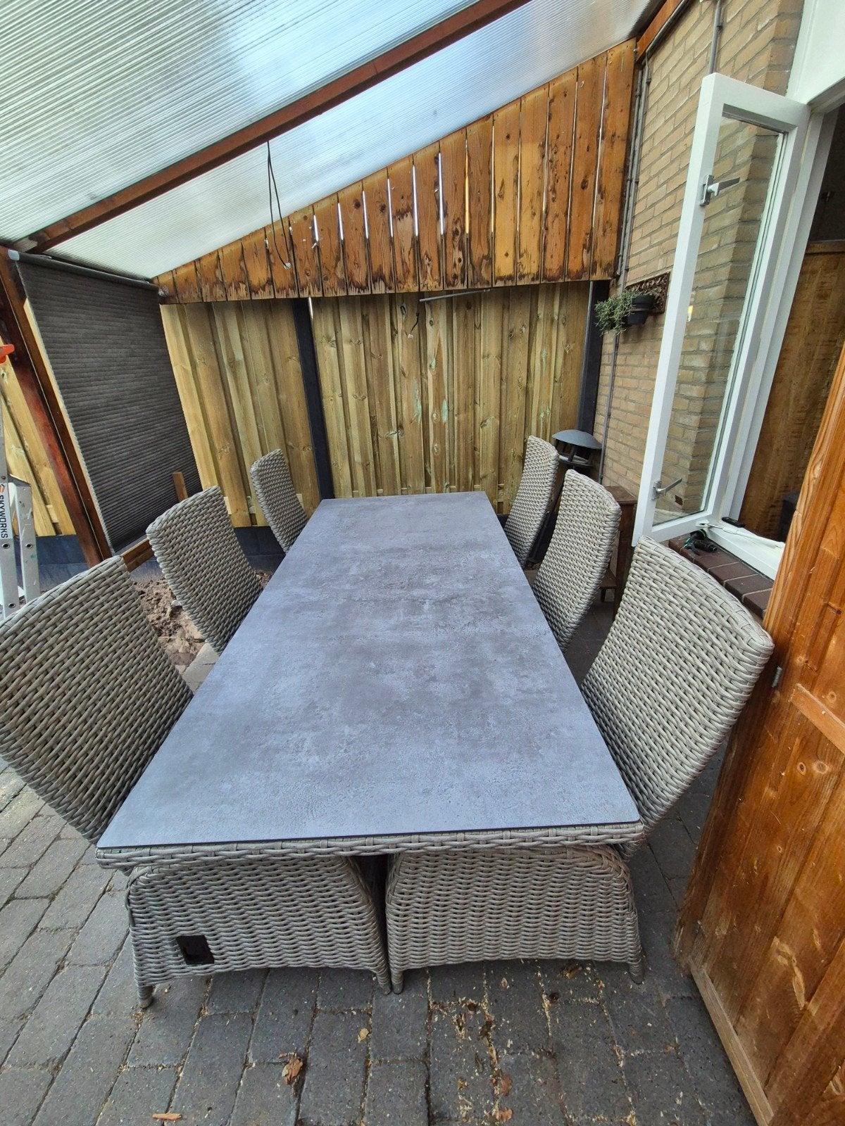 Tuinset, tafel en 6 verstelbare stoelen en 6 kussens, Ophalen, Zo goed als nieuw
