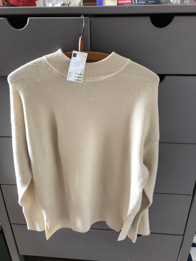 Te koop nieuwe trui.(2)., Maat 38/40 (M), Overige kleuren, Nieuw, Ophalen of Verzenden