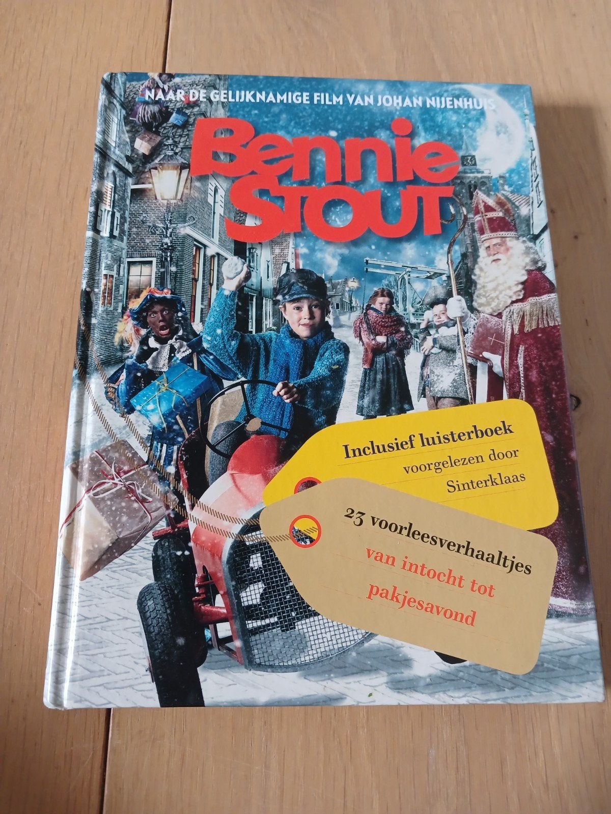 Bennie Stout: Inclusief luisterboek, Ophalen of Verzenden, Zo goed als nieuw, Johan Nijenhuis, Fictie algemeen