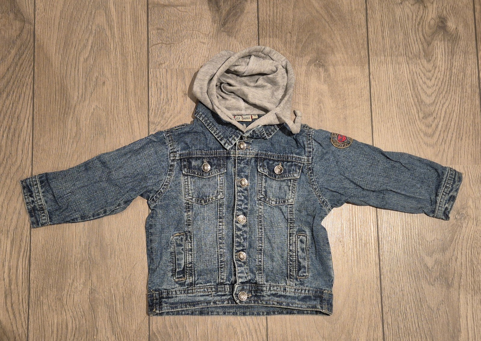 Spijkerjasje maat 86, Kinderen en Baby's, Babykleding | Maat 86, Ophalen of Verzenden, Gebruikt, Jongetje of Meisje, Jasje