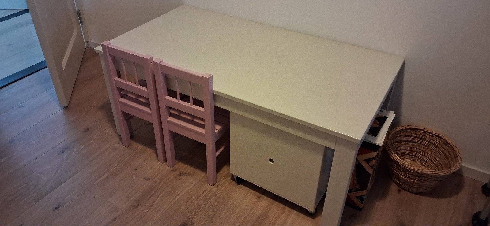 Kinder speeltafel, Ophalen, Tafel(s) en Stoel(en)
