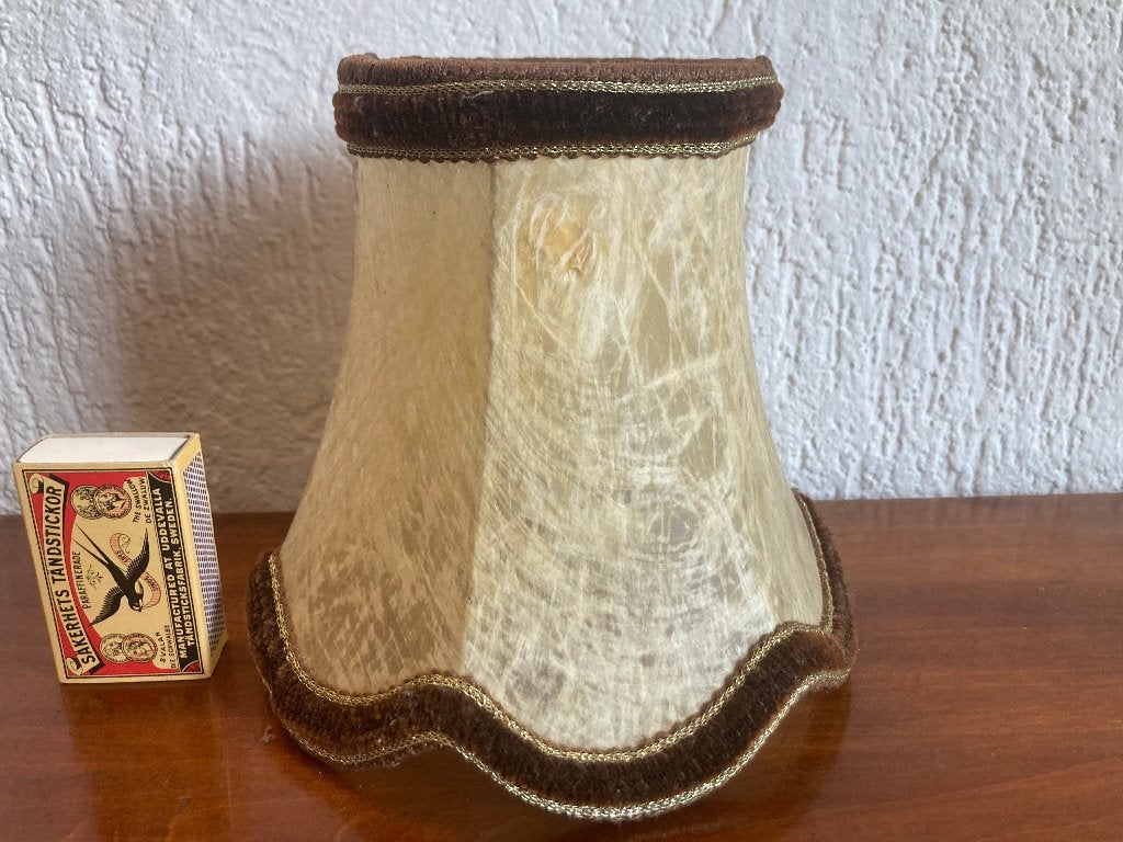 Kitsch kalfsleer varkensblaas lampenkapje vintage camp, Natuurlijk materiaal, Rond, Ophalen of Verzenden, Zo goed als nieuw