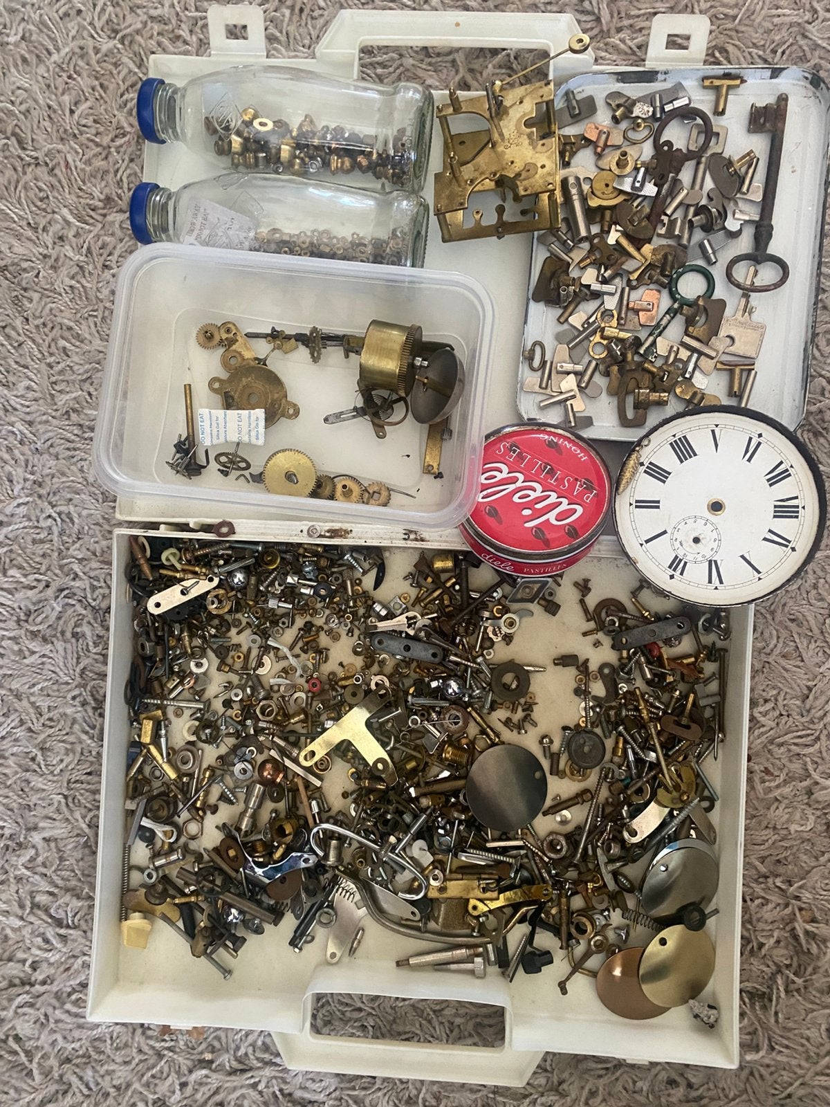 Klok onderdelen - Goud, zwart, zilver, zwart. Sleutels etc, Ophalen of Verzenden