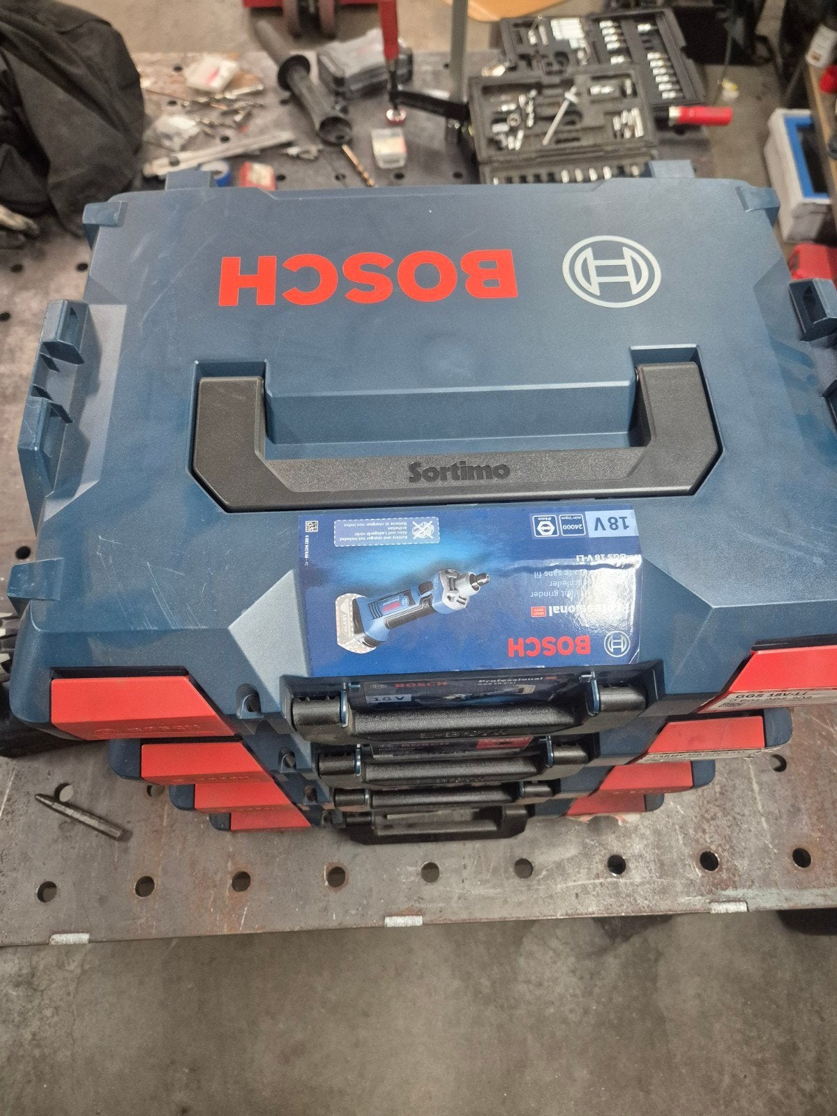 5 Bosch koffers, waarvan 1 met scheur, Doe-het-zelf en Verbouw, Gereedschapskisten, Ophalen, Gebruikt
