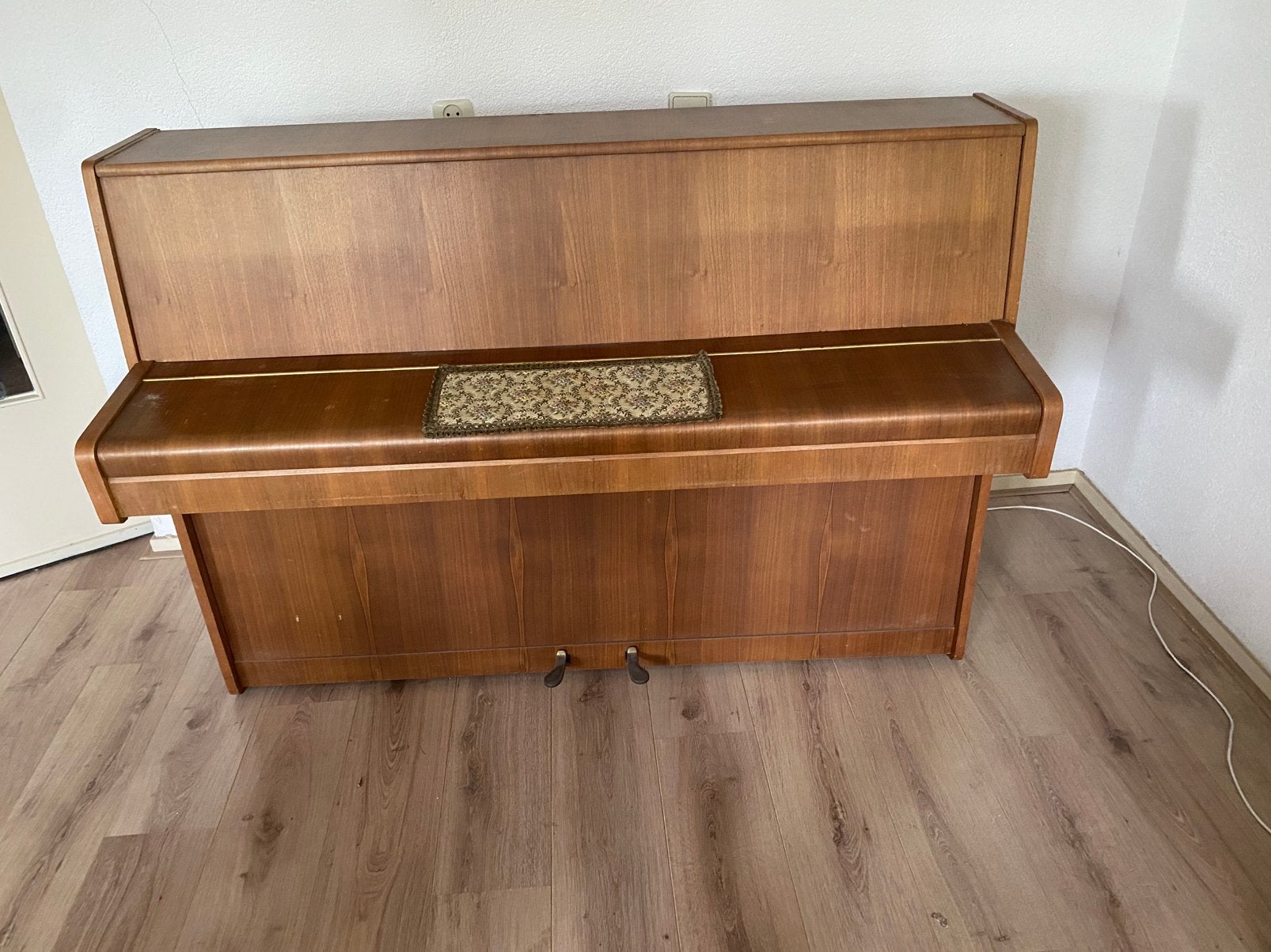 Lindbergh piano, Ophalen, Gebruikt, Bruin