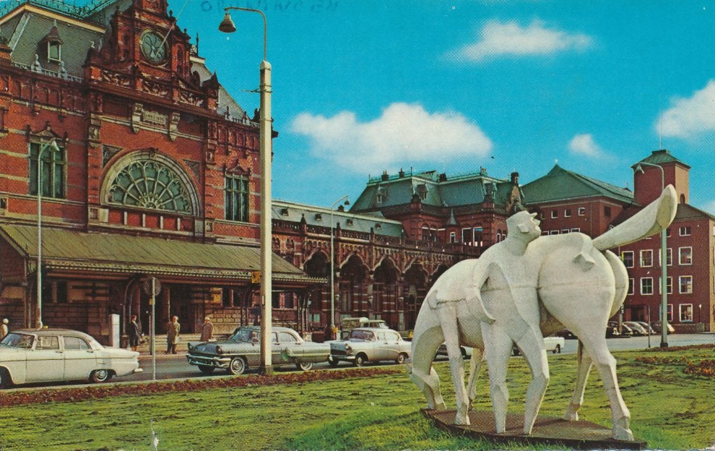 9865 Groningen Station met Peerd van Ome Loeks, Ophalen of Verzenden, 1940 tot 1960, Groningen