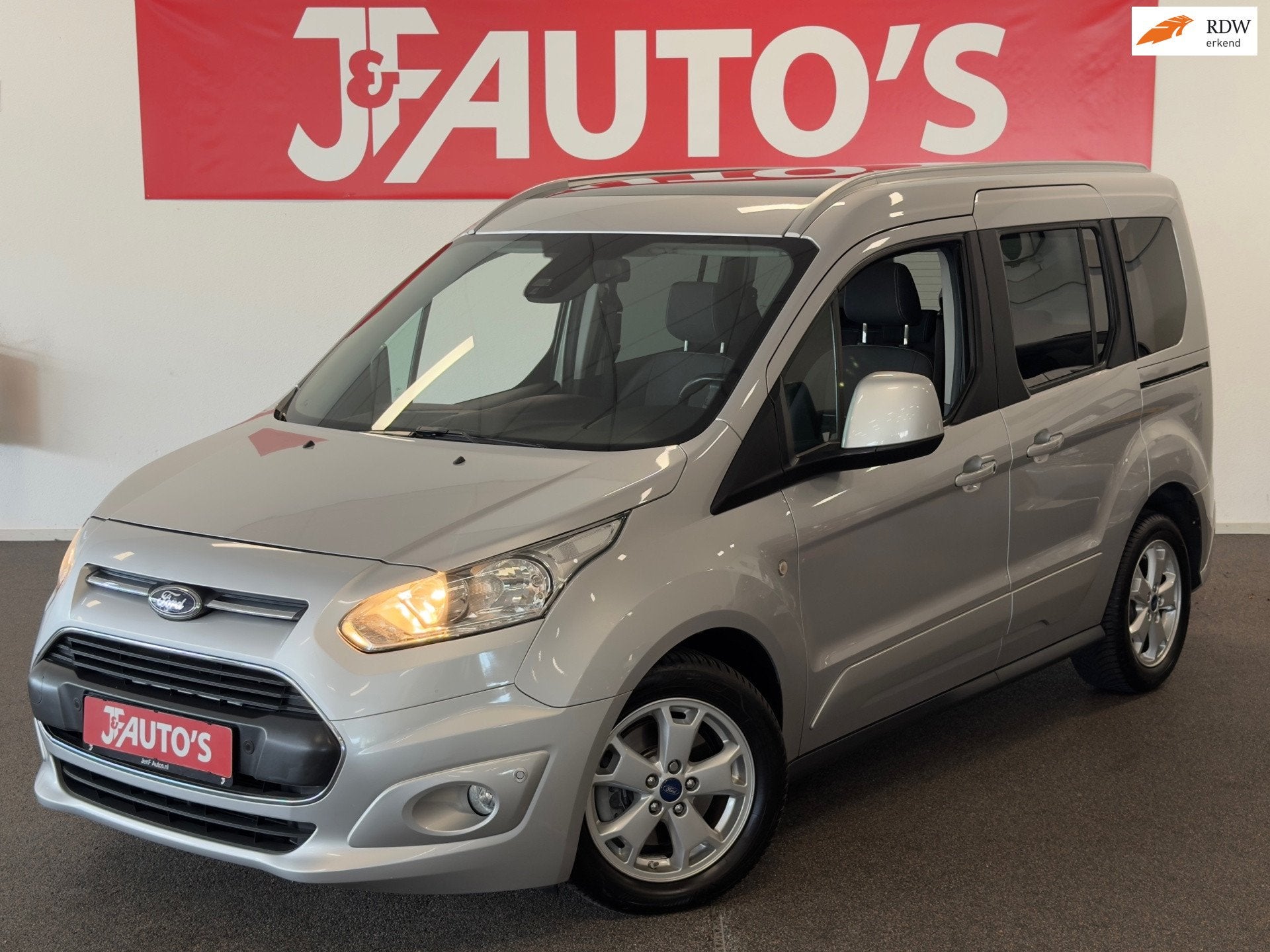 Ford Tourneo Connect Compact 1.0 Titanium|ECC AIRCO|CRUISE|P, Auto's, Voorwielaandrijving, Dealer onderhouden, Stof, Gebruikt