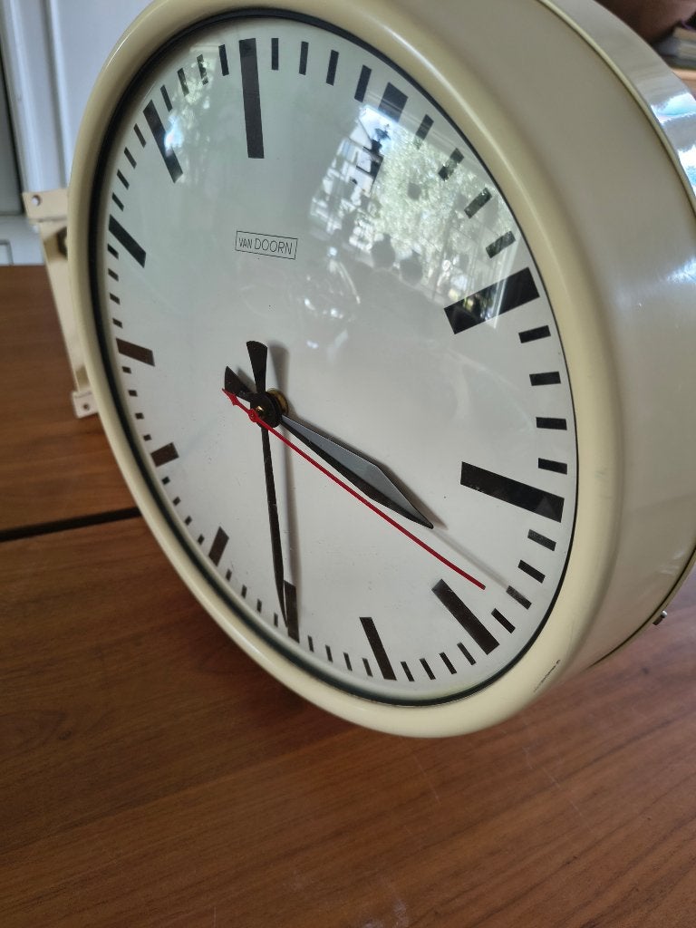 Originele wandklok, Ophalen, Zo goed als nieuw
