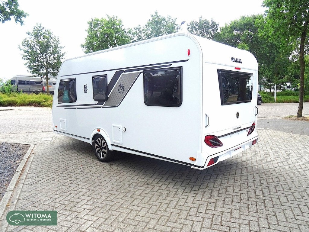 Knaus Sudwind Black Selection 460 EU snel leverbaar!, Standaardzit, Bedrijf, 4 tot 5 meter, Schokbreker