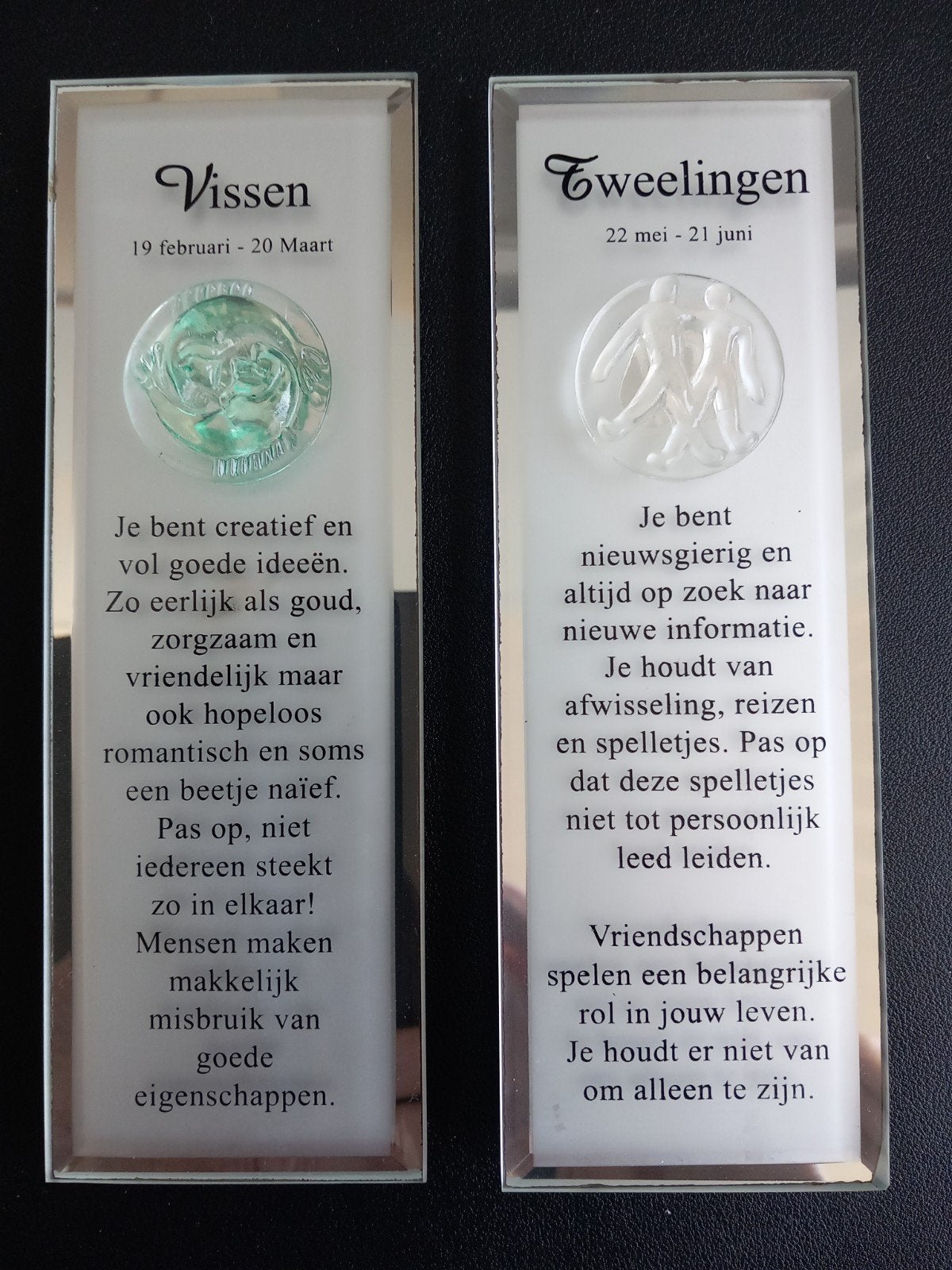 2 Sterrenbeeld Tegeltjes: Vissen & Tweelingen, Ophalen, Gebruikt, Meerkleurig, Overige stijlen
