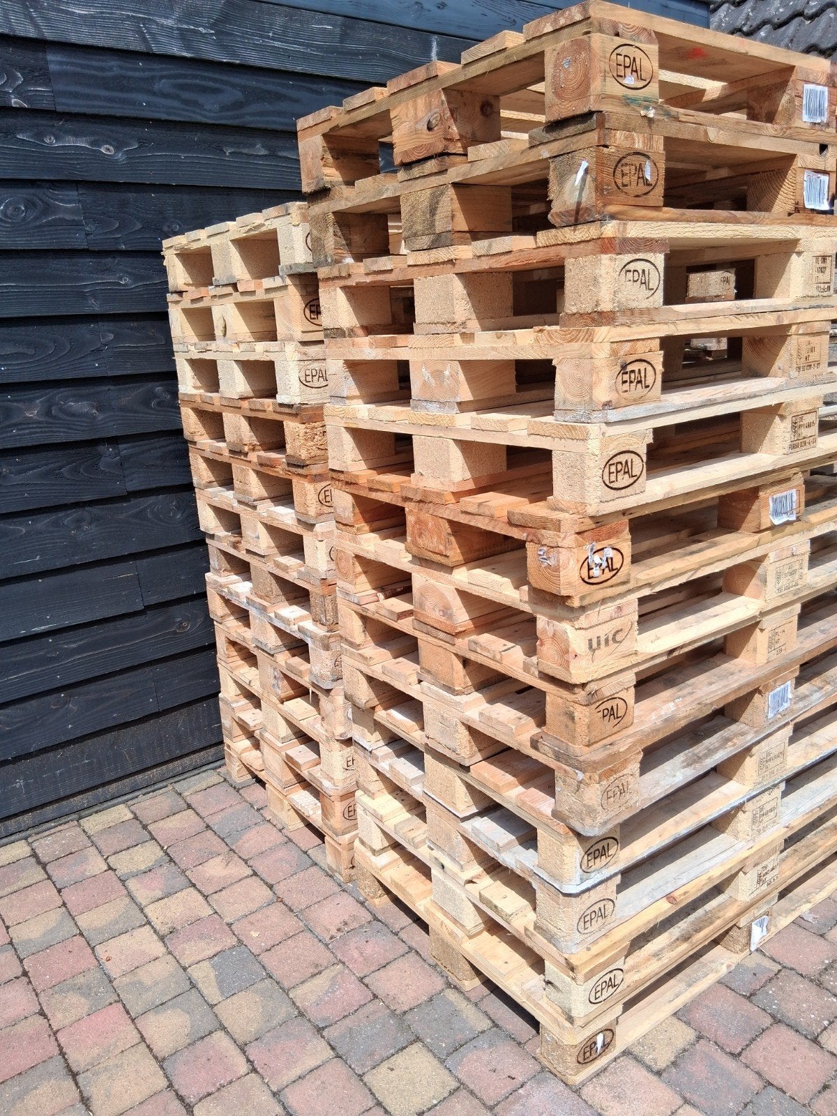 25 hele nette euro pallets, Doe-het-zelf en Verbouw, Hout en Planken, Ophalen of Verzenden, Zo goed als nieuw, Pallet, Minder dan 200 cm