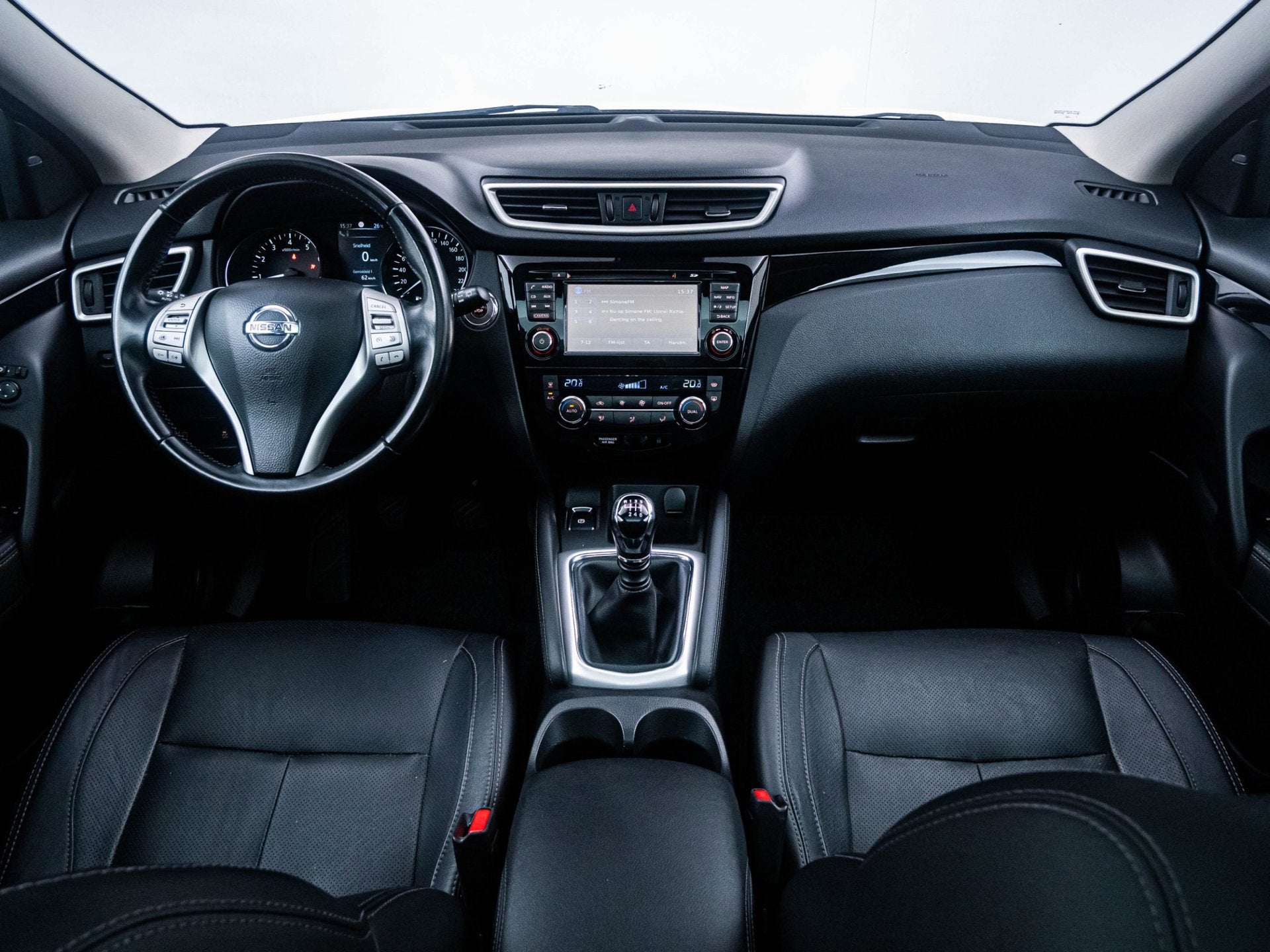 Nissan Qashqai 1.2 Tekna 116 Pk Pano/Camera/Leer/Navi, Auto's, Voorwielaandrijving, Gebruikt, 4 cilinders, 116 pk
