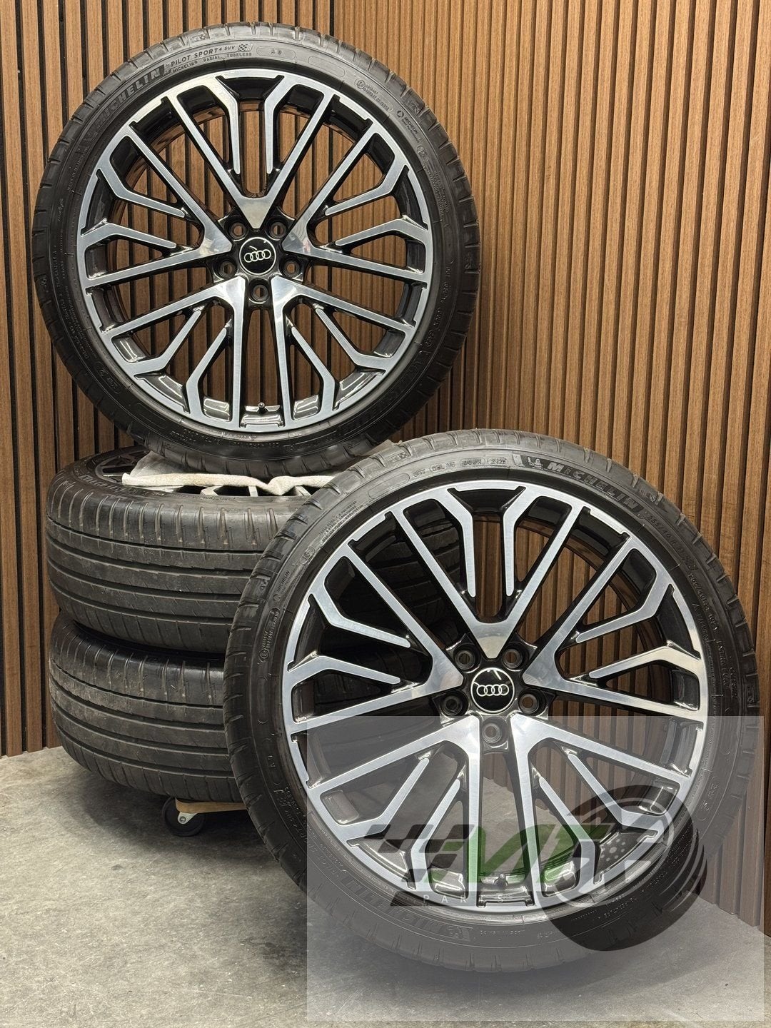 21" Audi Q5 SQ5 Sportback hybride MULTISPK-S 8MA601025L  OEM, 255 mm, - Audi AG, Banden en Velgen, Nieuw