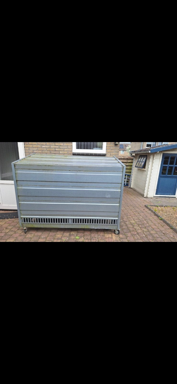 Metalen berging op wielen voor fiets motor of afvalcontainer, Tuin en Terras, Ophalen, Gebruikt, Metaal, Containerberging