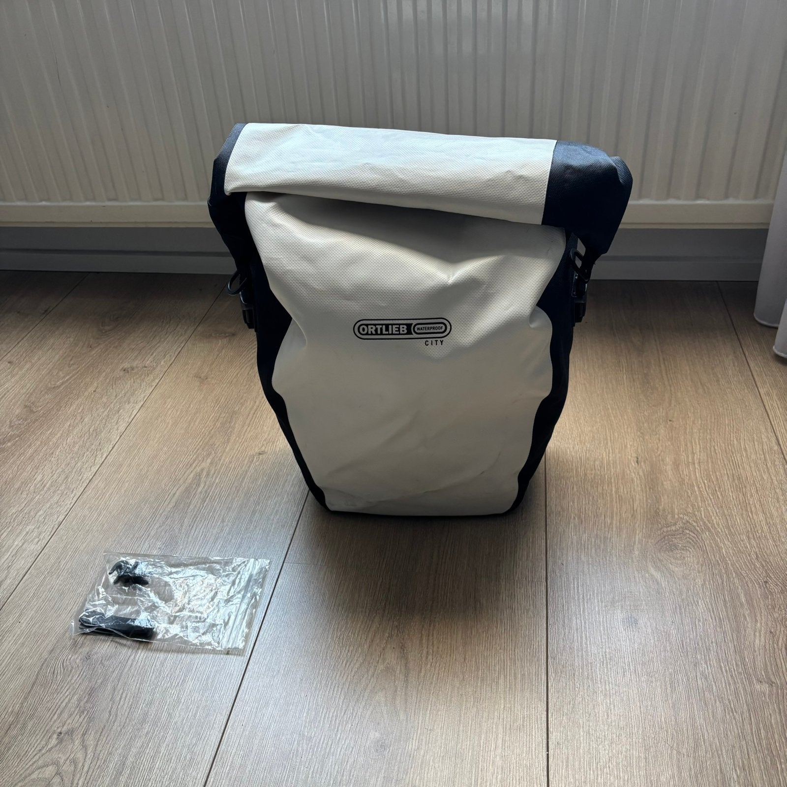 Ortlieb city waterproof fietstas, Ophalen
